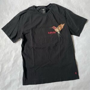 Levi’s | Hummingbird